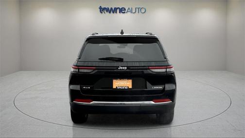 2024 Jeep Grand Cherokee Laredo