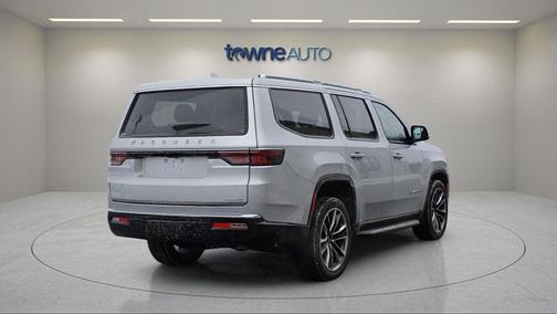 2022 Jeep Wagoneer Series II 4x4