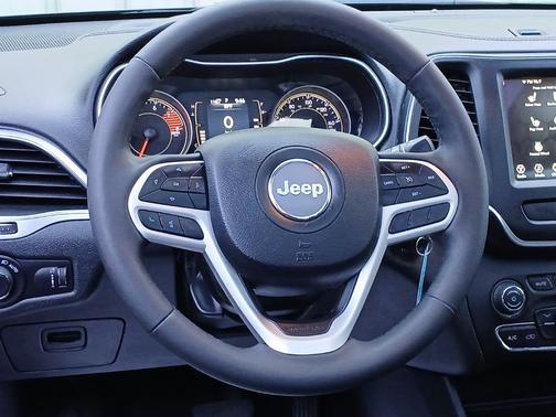 2022 Jeep Cherokee X 4x4