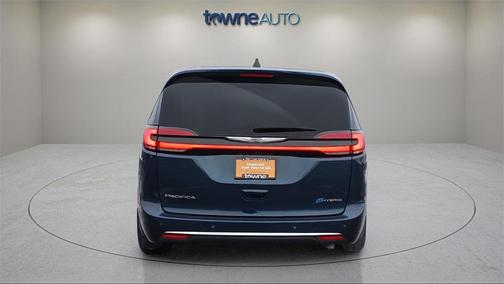 2023 Chrysler Pacifica Hybrid Limited