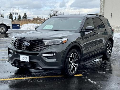 2023 Ford Explorer ST-Line