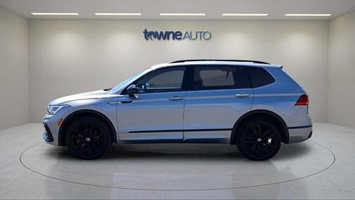 2022 Volkswagen Tiguan 2.0T SE R-Line Black 4MOTION