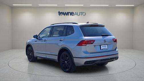 2022 Volkswagen Tiguan 2.0T SE R-Line Black 4MOTION