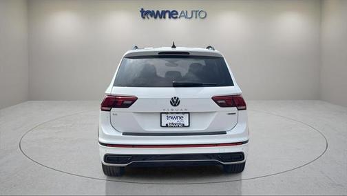 2022 Volkswagen Tiguan 2.0T SE R-Line Black 4MOTION