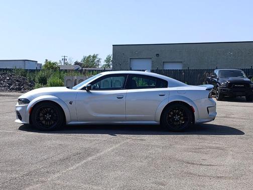 Triple Nickel Clearcoat 2023 Dodge Charger SRT Hellcat Widebody Jailbreak