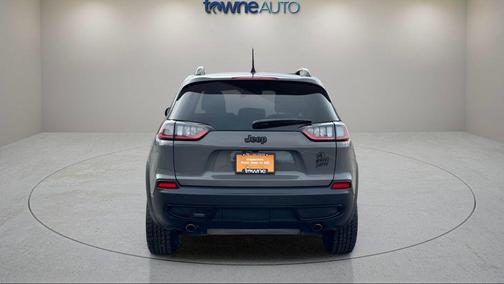 2022 Jeep Cherokee X 4x4