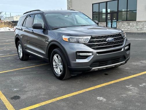 2024 Ford Explorer XLT