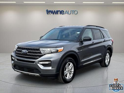 CARBONIZED GRAY METALLIC 2024 Ford Explorer XLT