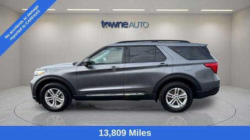 CARBONIZED GRAY METALLIC 2024 Ford Explorer XLT
