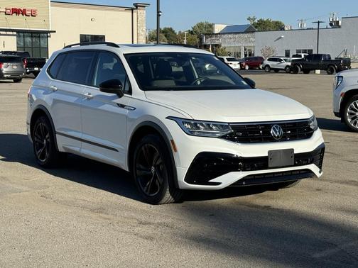 2023 Volkswagen Tiguan 2.0T SE R-Line Black 4MOTION