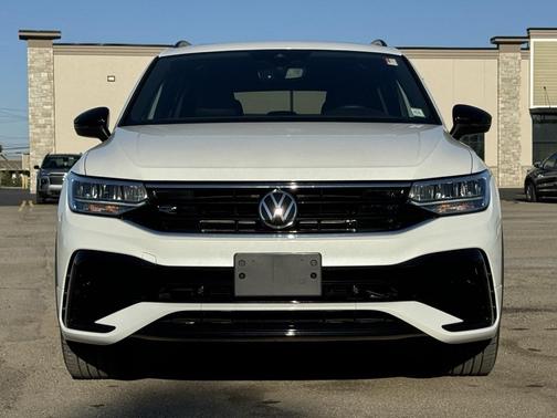 2023 Volkswagen Tiguan 2.0T SE R-Line Black 4MOTION