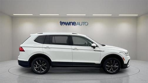 2022 Volkswagen Tiguan 2.0T SE 4MOTION