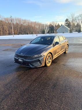 2021 Kia K5 LXS 4dr Sedan