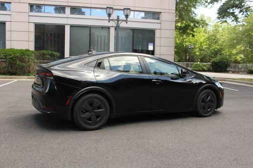 Black 2025 Toyota Prius LE