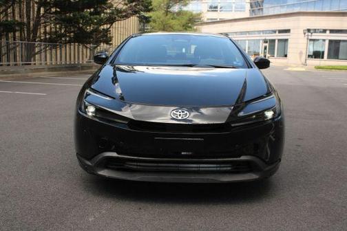 Black 2025 Toyota Prius LE