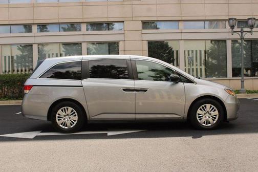 2016 Honda Odyssey LX