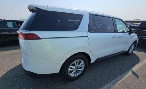 2022 Kia Carnival LX