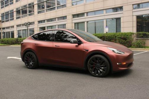 2023 Tesla Model Y Performance