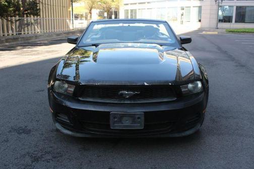 Black 2012 Ford Mustang
