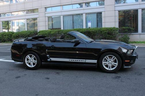 Black 2012 Ford Mustang