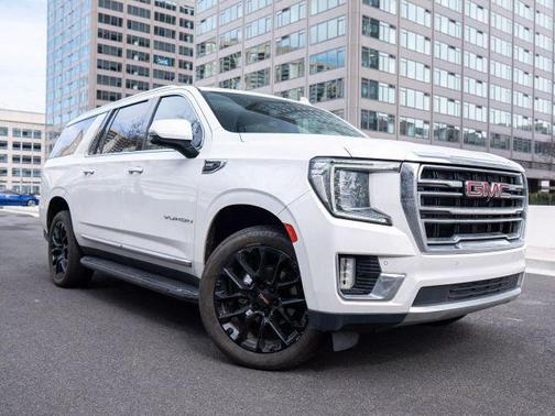 2022 GMC Yukon XL SLT