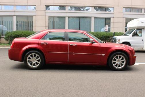 2007 Chrysler 300C Base