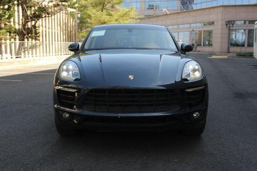 Blue 2016 Porsche Macan S