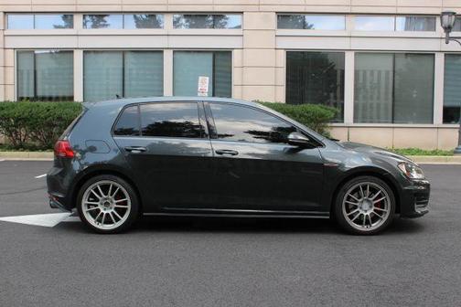 2017 Volkswagen Golf GTI S 4-Door