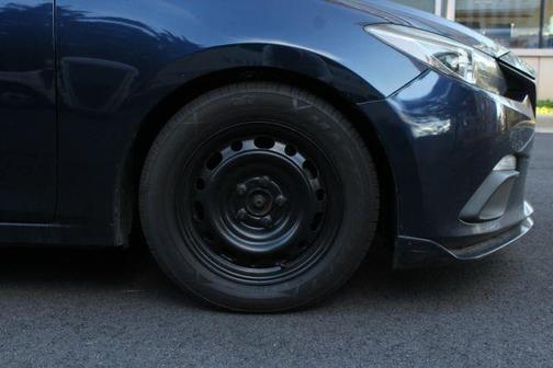 2015 Mazda Mazda3 i Sport