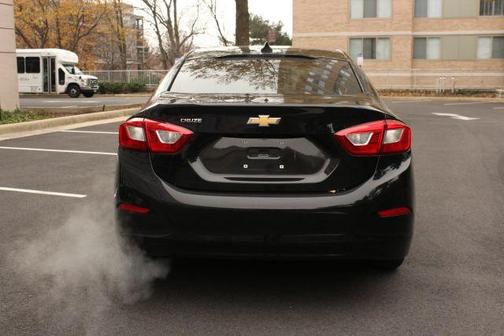 2018 Chevrolet Cruze LS