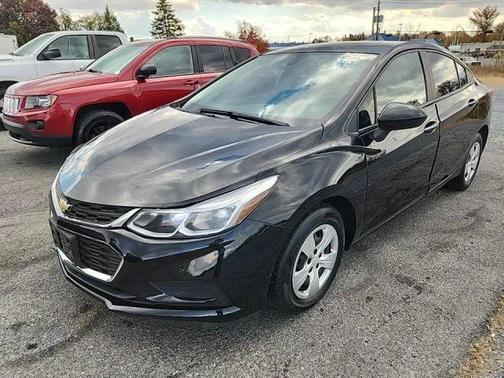 2018 Chevrolet Cruze LS