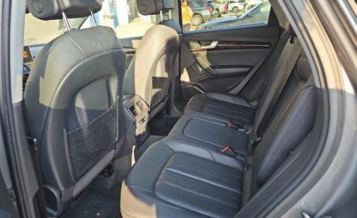 2018 Audi Q5 2.0T Premium Plus