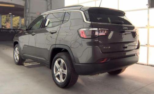 Gray 2024 Jeep Compass Latitude