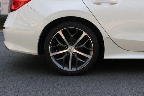 White 2022 Honda Civic Touring