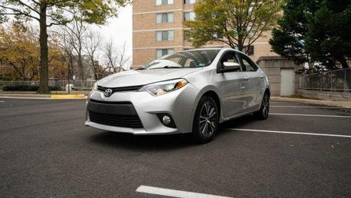 2016 Toyota Corolla LE Plus