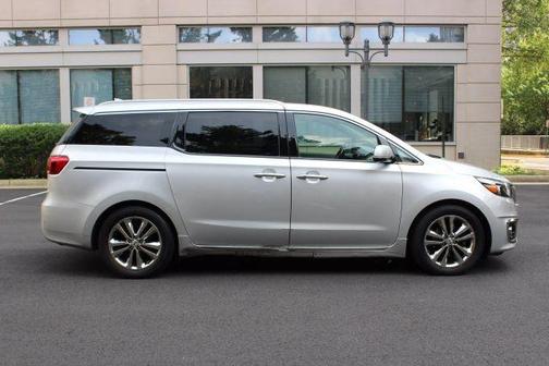 2016 Kia Sedona SX