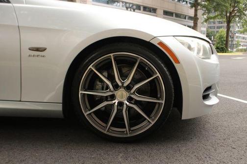 2011 BMW 335 is