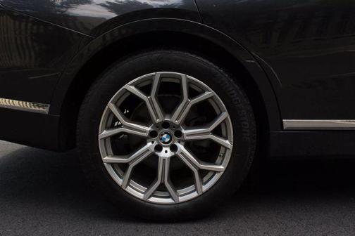 2019 BMW X7 xDrive40i