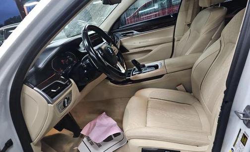 2020 BMW 750 i xDrive