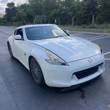 Pearl White 2011 Nissan 370Z Base