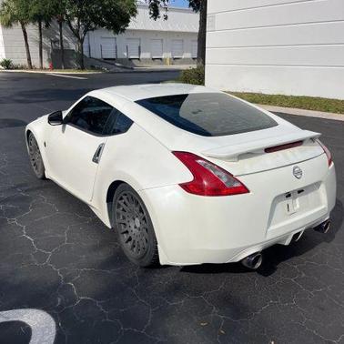 Pearl White 2011 Nissan 370Z Base