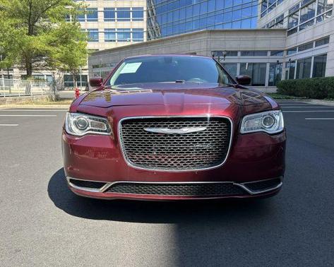 2016 Chrysler 300 Limited