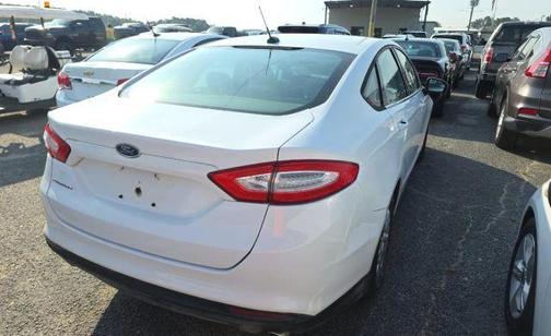 White 2013 Ford Fusion S