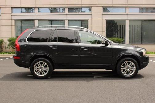 2010 Volvo XC90 3.2