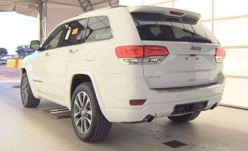 White 2017 Jeep Grand Cherokee Overland