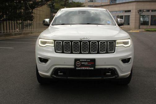 White 2017 Jeep Grand Cherokee Overland