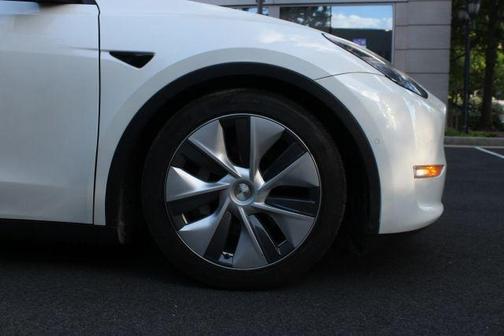 White 2020 Tesla Model Y Long Range