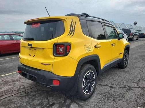 2017 Jeep Renegade Trailhawk