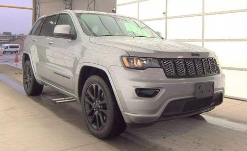 2017 Jeep Grand Cherokee Altitude