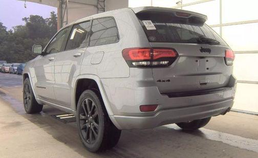 2017 Jeep Grand Cherokee Altitude